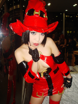 Illustration for article titled Comic Market Cosplayers Cosplaying